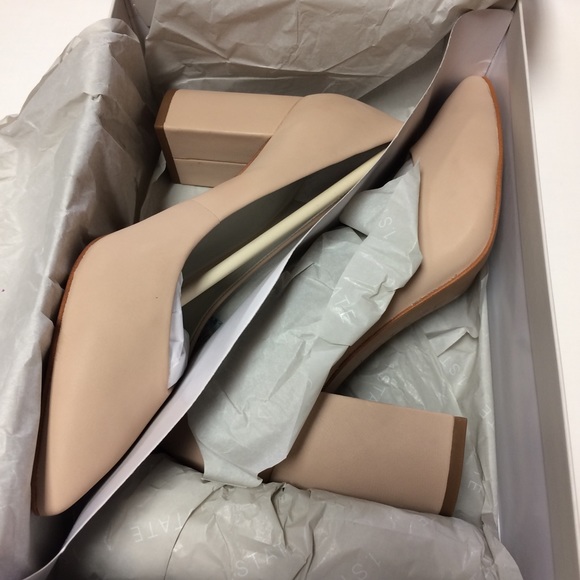 New LEATHER Heels - Picture 8 of 10